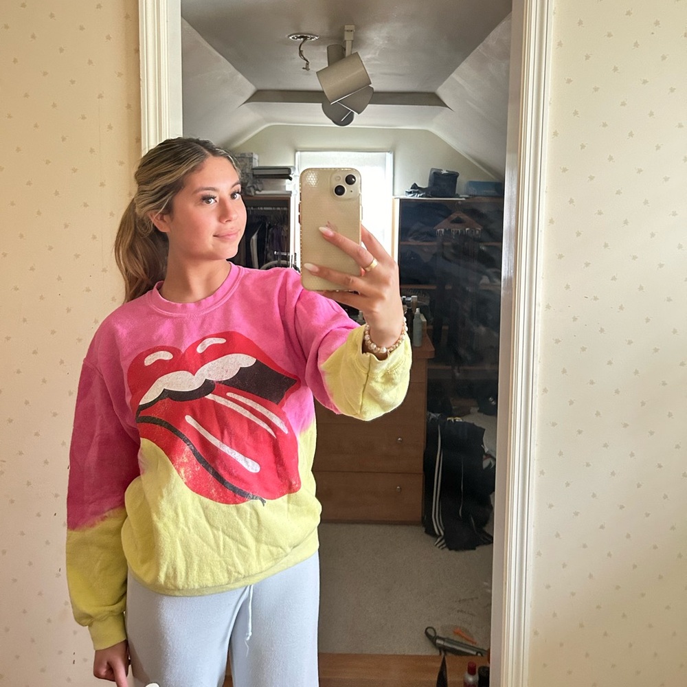 The Rolling Stones sweatshirt size small
